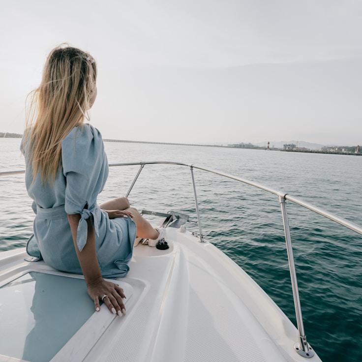 NeutralServiceCrossing yacht fleet